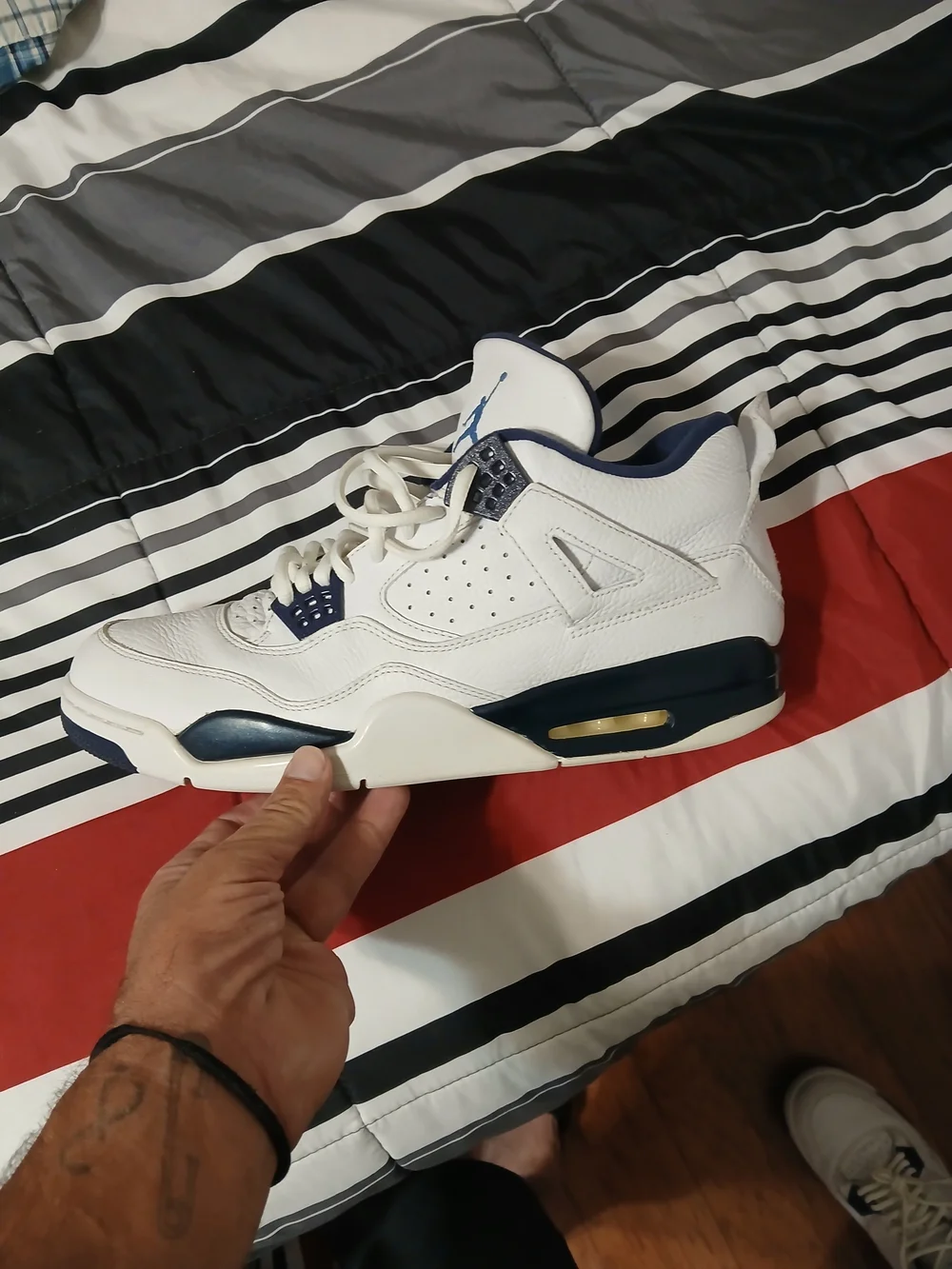 Jordan 4 Columbia Size 13